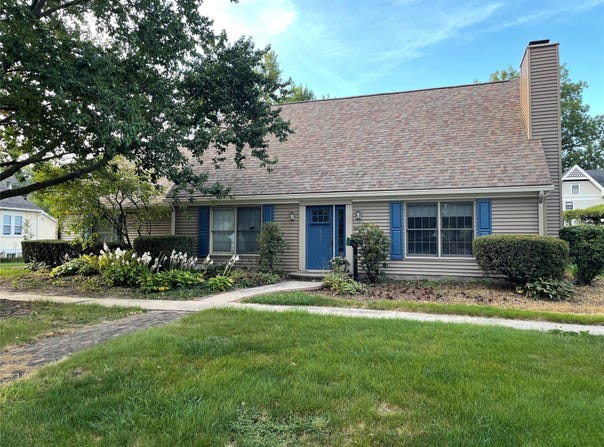 812 9th Avenue, Grinnell, IA 50112