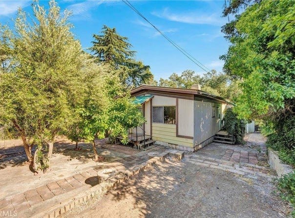 15993 27th Avenue, Clearlake, CA 95422