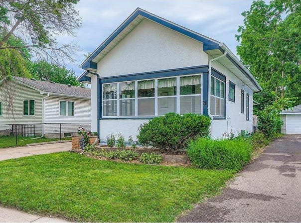 978 Oakdale Avenue, West Saint Paul, MN 55118