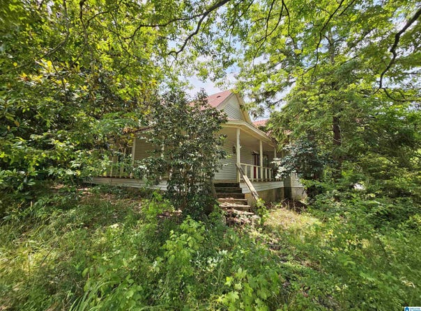 151 DOWDLE STREET, MILLPORT, AL 35576