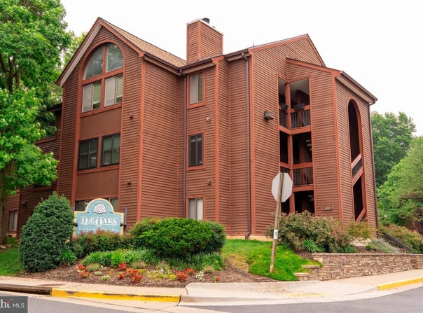 2820 LEE OAKS PLACE, FALLS CHURCH, VA 22046
