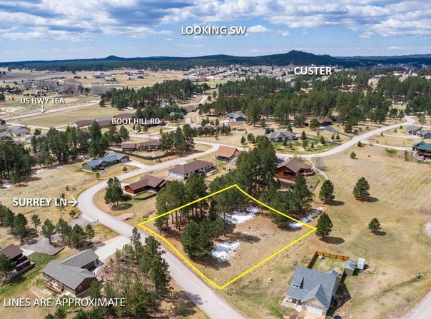 126 Surrey Lane, Custer, SD 57730