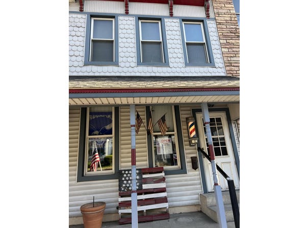 233 W Broad Street, Tamaqua, PA 18252