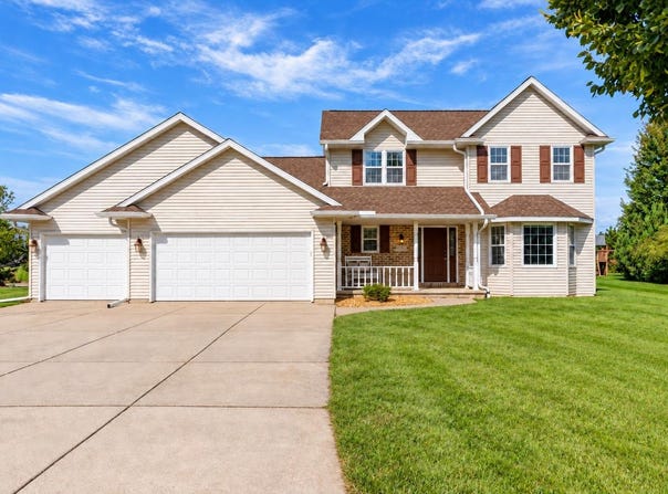 N2314 CORNHUSK Drive, GREENVILLE, WI 54942