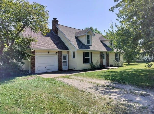 105 Spruce Street, Garden City, MO 64747