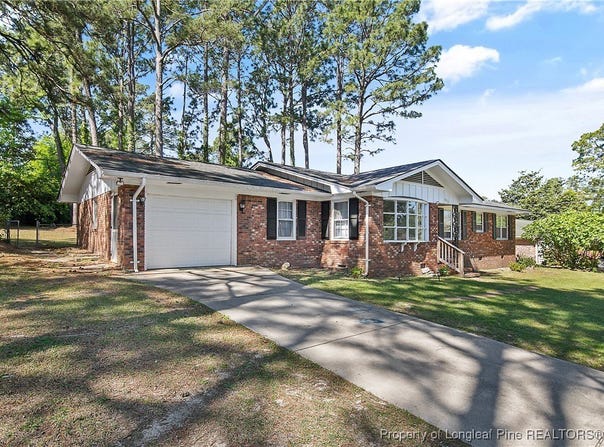 612 York Road, Fayetteville, NC 28303