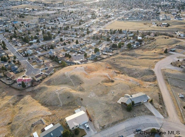 5318 BRAEHILL RD, Cheyenne, WY 82009