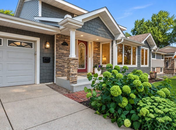 4517 Orchard Avenue N, Robbinsdale, MN 55422