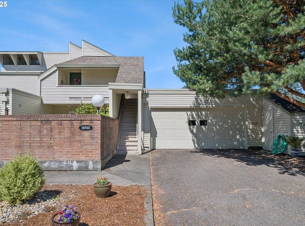 16855 SW 126TH AVE, Portland, OR 97224