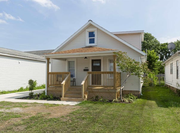 2005 W 6th Street, Mishawaka, IN 46544