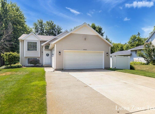 4062 Mohler Street NW, Walker, MI 49534
