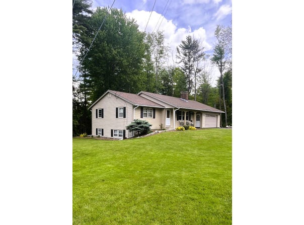 2 Birchwood Road, Claremont, NH 03743
