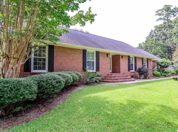 2221 Rosebud Dr., Conway, SC 29526
