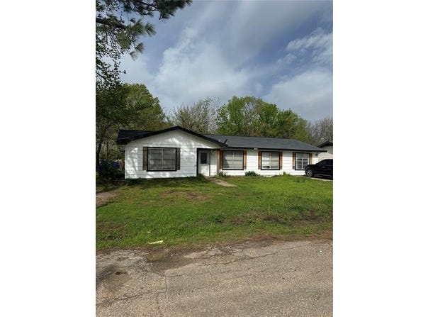 1020 10th Street, Cooper, TX 75432