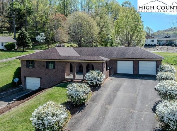326 Mountain Valley Drive, West Jefferson, NC 28694