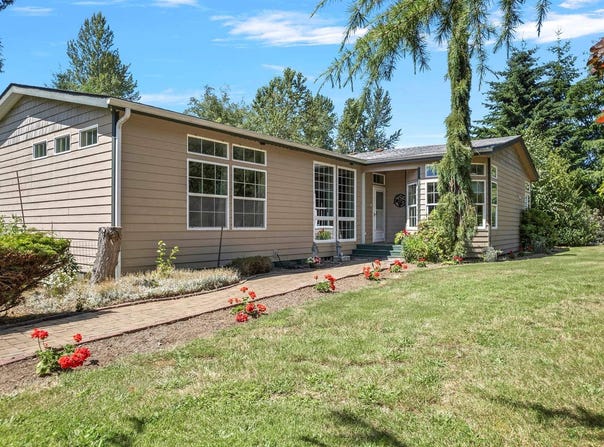 6948 Howell Lane, Sedro Woolley, WA 98284