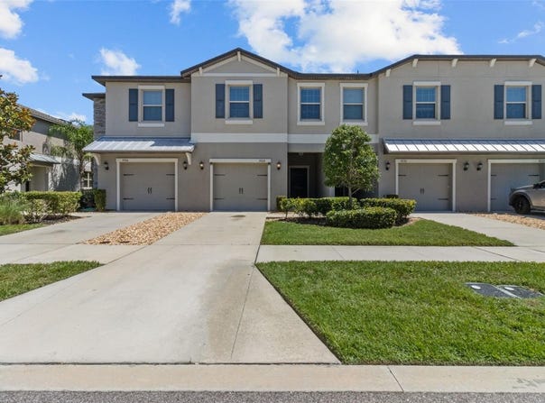 9768 PEMBROOKE PINES DRIVE, SUN CITY CENTER, FL 33573