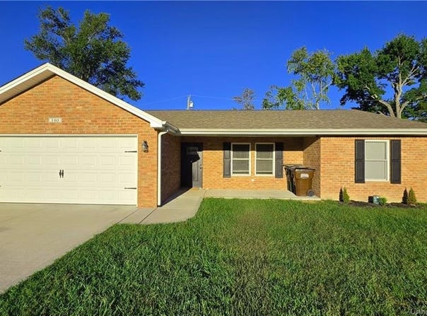 180 Parkside Drive, Hanover, IN 47243