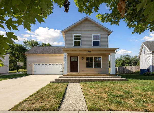 3626 Blazing Star SE, Kentwood, MI 49512