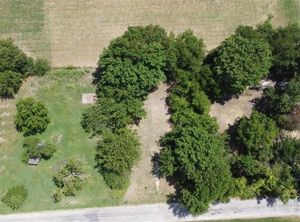 210 Killough Street, Newark, TX 76071