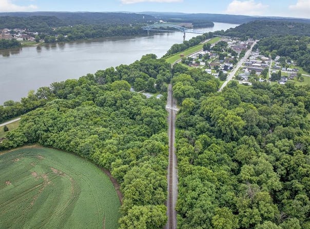 000 River Road, Hawesville, KY 42348