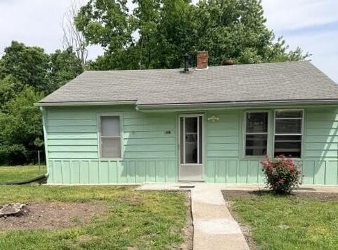 631 Thomas St, Marshall, MO 65340