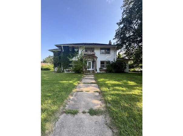 253 Prospect Avenue, Waterloo, IA 50703