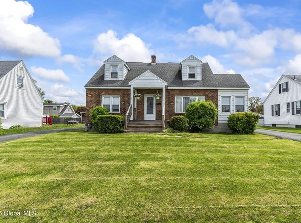 22 Pershing Avenue, Rensselaer, NY 12144