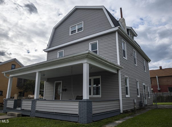 922 22nd Avenue, Altoona, PA 16602