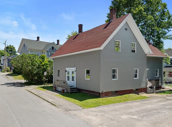 30 - 32 Granite Street, Rockland, ME 04841