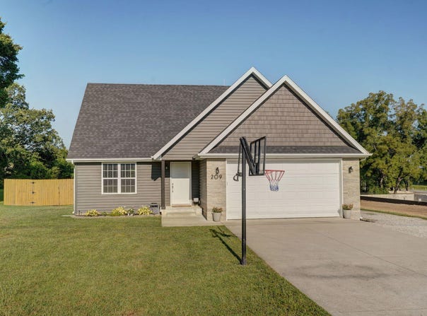 209 Roberson Street, Rogersville, MO 65742
