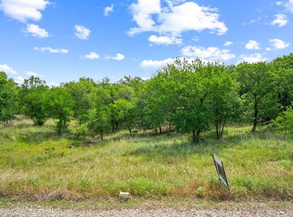 260 Ridgeline Drive, Chico, TX 76431