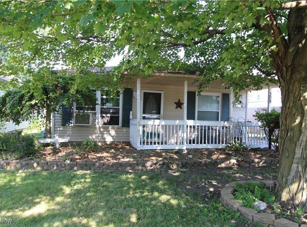 309 Franklin Avenue, Elyria, OH 44035
