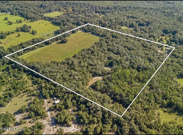 SE 225 Drive, Hawthorne, FL 32640
