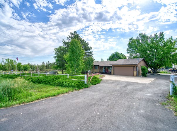 1400 Darton Dr, Johnstown, CO 80534