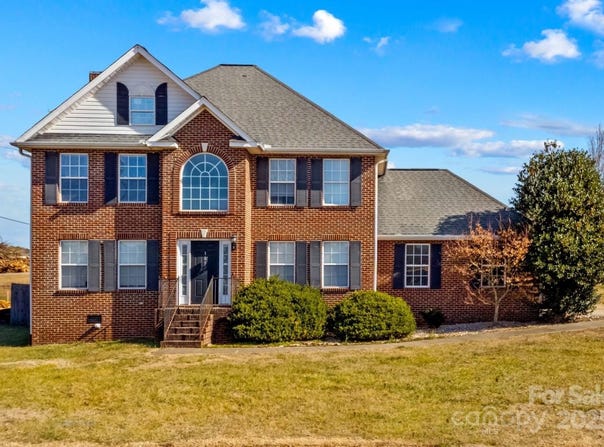 105 Secretariat Lane, Mooresville, NC 28117