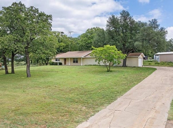 8804 N US Highway 377, Stephenville, TX 76401