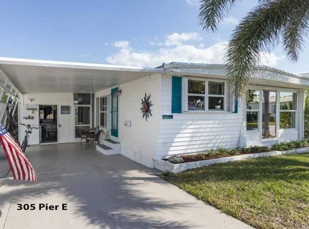 305 Pier E, Naples, FL 34112