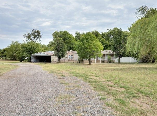 516 S Richland Road, Yukon, OK 73099