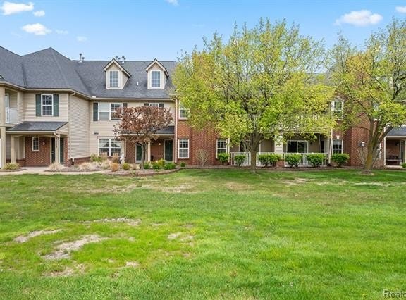 4130 Hampton Ridge Boulevard, Genoa Twp, MI 48843