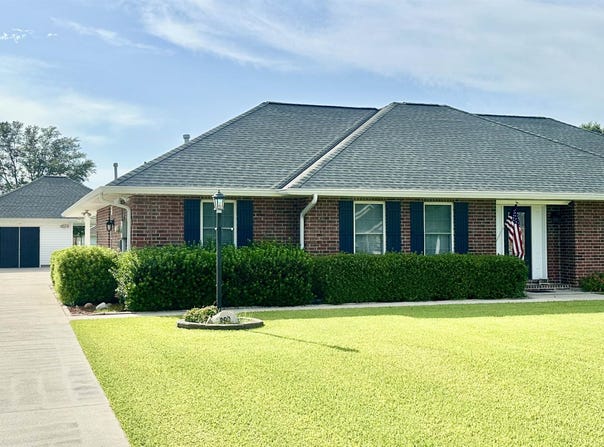 200 Jeff Dr, Bourg, LA 70343