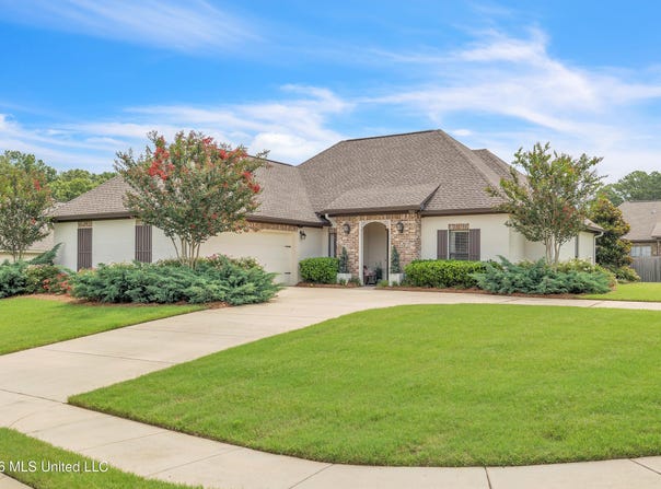 700 Easton Cove, Pearl, MS 39208