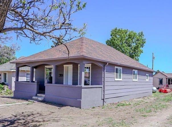 327/327.5 7th St, Walsenburg, CO 81089