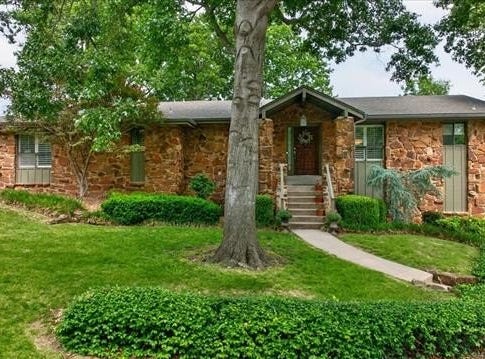 1330 Evergreen Drive, Bartlesville, OK 74006