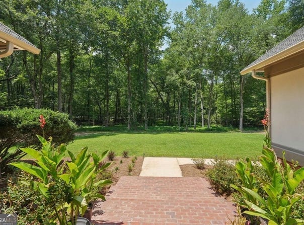 105 Postwood Drive, Fayetteville, GA 30215