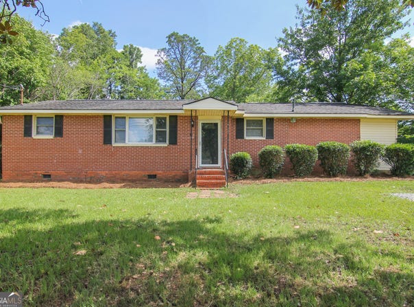 100 Wilson, Centerville, GA 31028