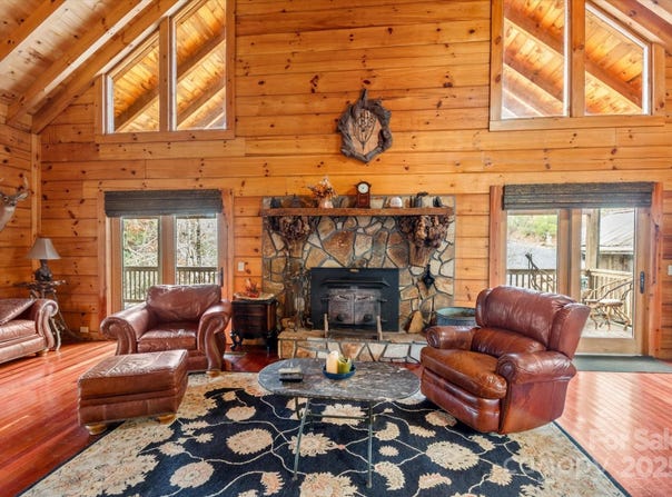 1694 Humpback Mountain Road, Spruce Pine, NC 28777