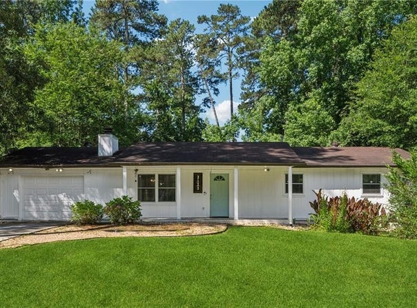 3123 DESHONG Drive, Stone Mountain, GA 30087