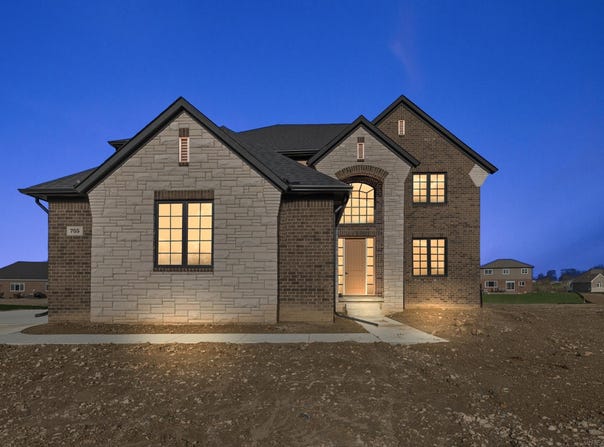 705 Marlayna, Oxford, MI 48371