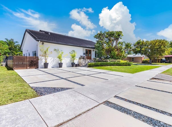 1731 SW 98th Ave, Miami, FL 33165